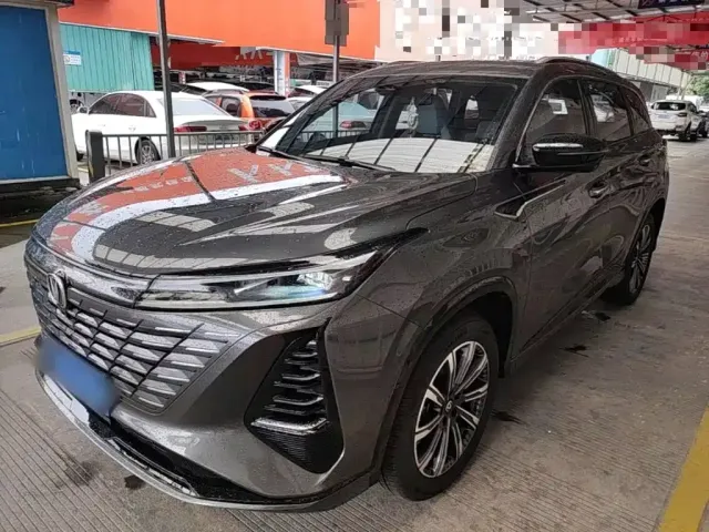 Фотография автомобиля — Changan CS75 Plus