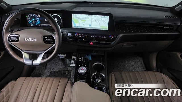 Kia K8 Hybrid — Фото автомобиля 10