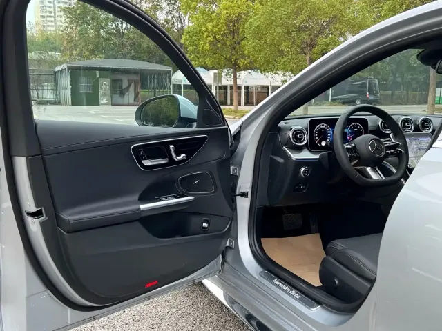 Mercedes-Benz C-Class — Фото автомобиля 7