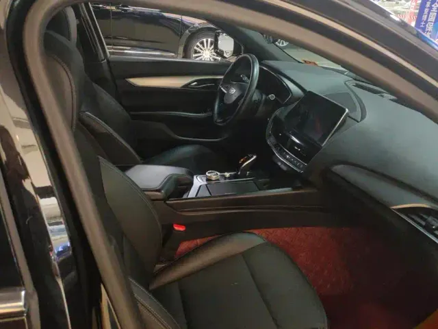 Cadillac CT5 — Фото автомобиля 8