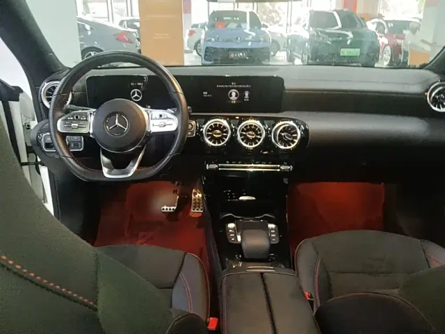 Mercedes-Benz CLA-Class — Фото автомобиля 9