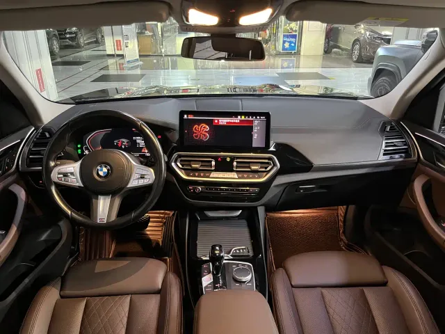 BMW X3 — Фото автомобиля 16