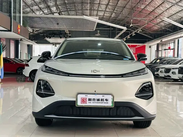 Фотография автомобиля — Changan Qiyuan Q05