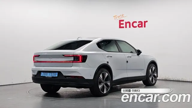 Polestar Polestar 2 — Фото автомобиля 2