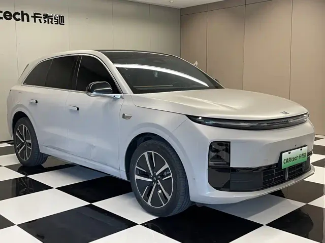 Li Auto L6 — Фото автомобиля 2
