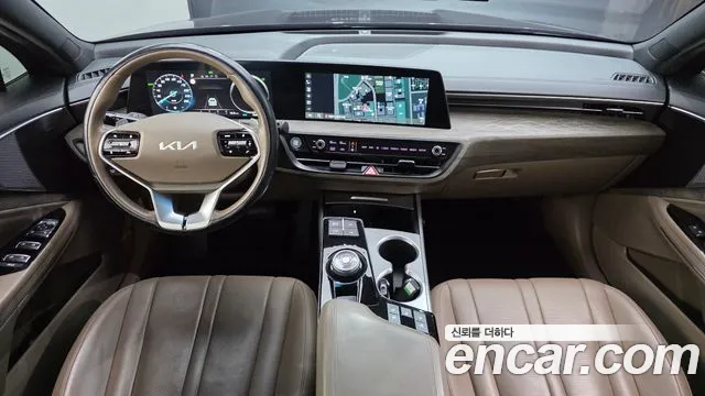 Kia K8 Hybrid — Фото автомобиля 10