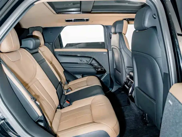 Land Rover Range Rover Sport — Фото автомобиля 22