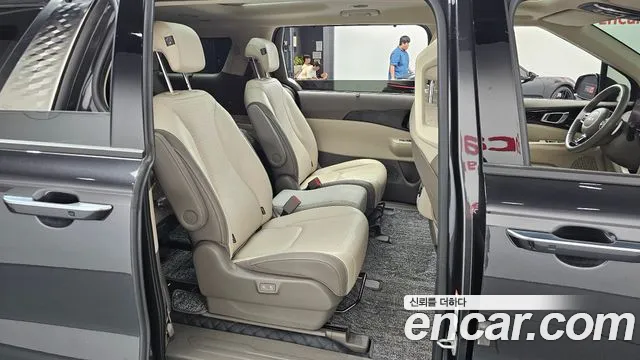 Kia Canival Новый Carnival 4 поколение Бензин 9 мест Signature — Фото автомобиля 11