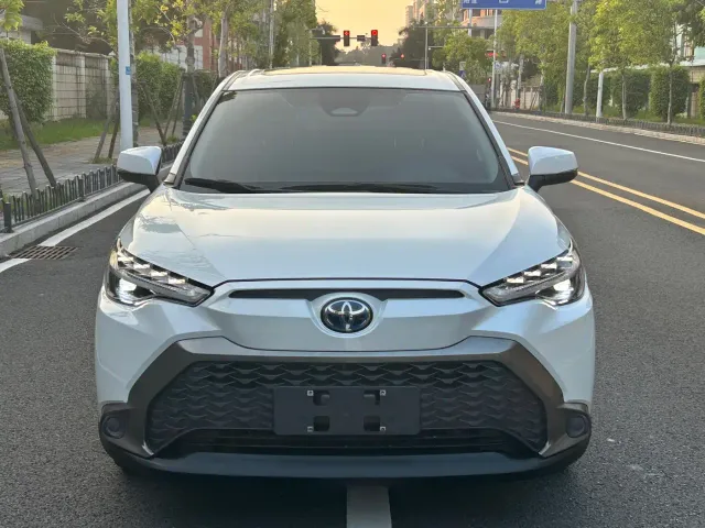 Toyota Frontlander — Фото автомобиля 2