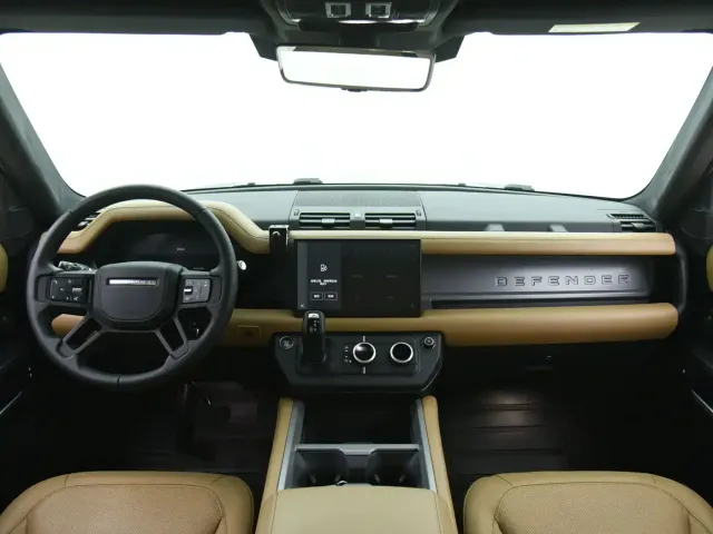 Land Rover Defender — Фото автомобиля 13