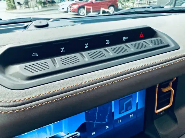 Ford Bronco — Фото автомобиля 14
