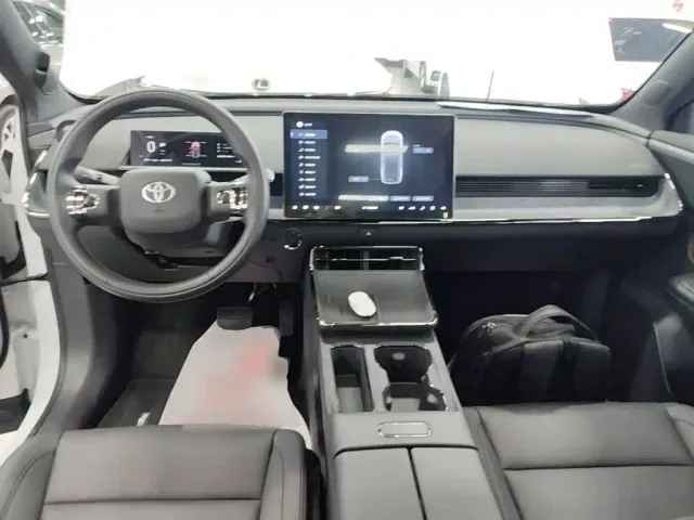 Toyota BoZhi 3X — Фото автомобиля 9