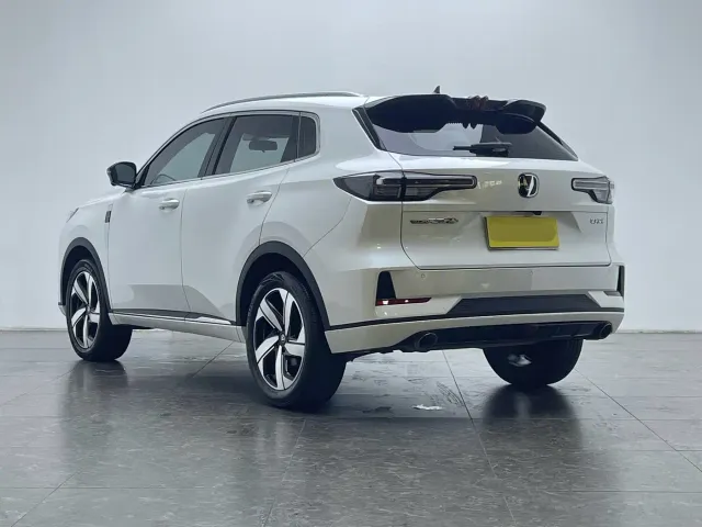 Changan CS55 Plus — Фото автомобиля 21
