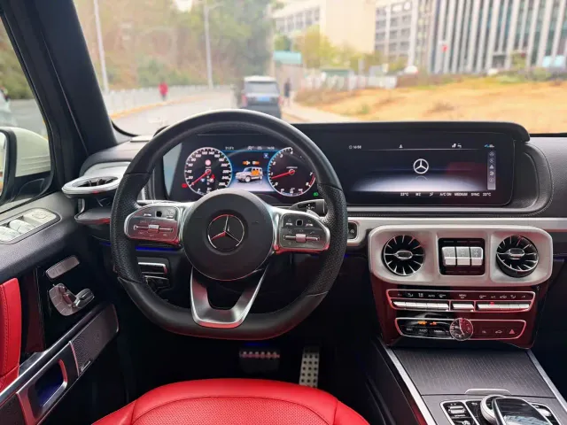 Mercedes-Benz G-Class — Фото автомобиля 15