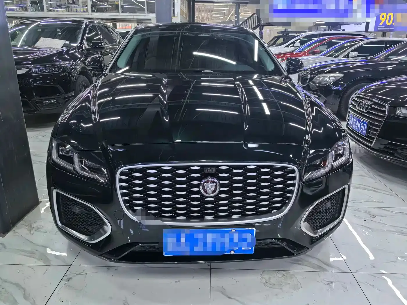 Jaguar Jaguar XFL 2021 XFL 2.0T P250 2WD Premium Luxury Edition — Фото автомобиля 2