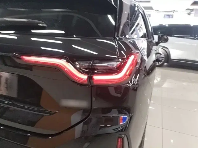 NIO NIO ES6 2022 Model 75kWh Sport — Фото автомобиля 7