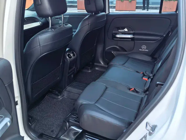 Mercedes-Benz GLB-Class — Фото автомобиля 6