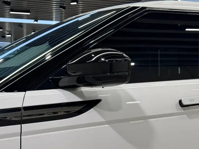 Land Rover Range Rover Evoque — Фото автомобиля 13