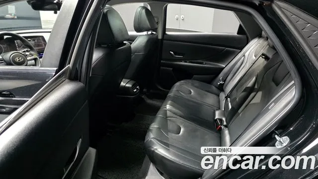 Hyundai Avante — Фото автомобиля 16