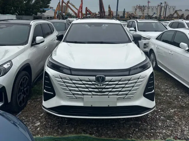 Changan CS75 Plus — Фото автомобиля 2