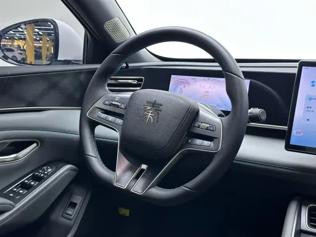 BYD Qin L — Фото автомобиля 14