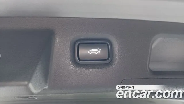 Hyundai Santafe Новый Santa Fe Дизель 2.2 4WD — Фото автомобиля 16