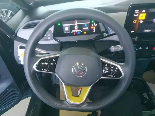 Volkswagen ID.3 — Фото автомобиля 10