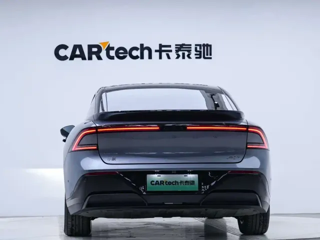 Xpeng P7+ — Фото автомобиля 8