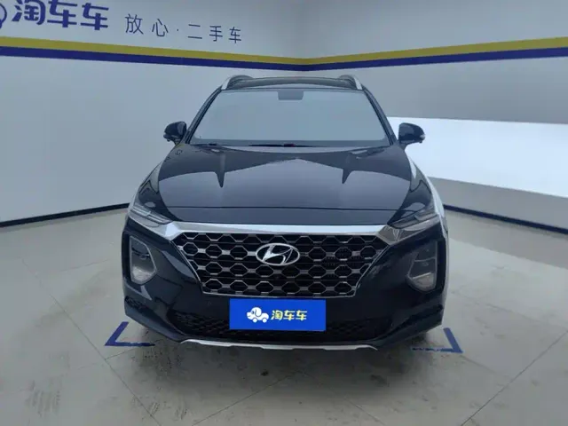 Hyundai Santa Fe — Фото автомобиля 2