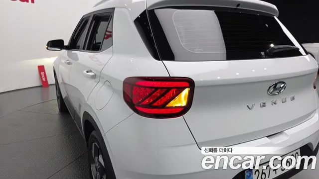 Hyundai Venue Venue 1.6 Premium — Фото автомобиля 22
