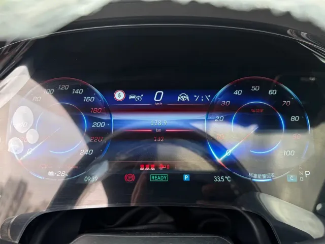 Mercedes-Benz EQS SUV — Фото автомобиля 8