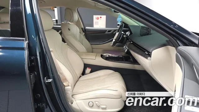 Genesis G80 Бензин 2.5 турбо 2WD — Фото автомобиля 10
