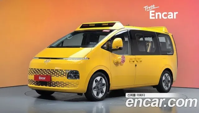 Фотография автомобиля — Hyundai Staria