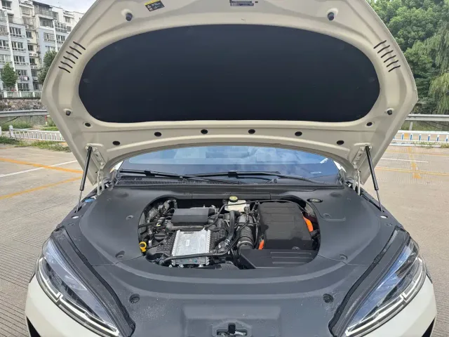 BYD Seal 07 DM-i — Фото автомобиля 22