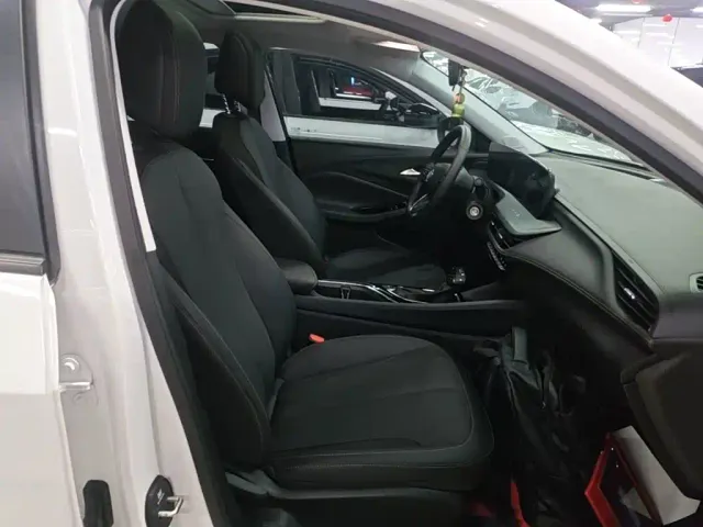 Buick Verano — Фото автомобиля 24