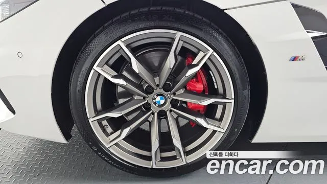 BMW Z4 — Фото автомобиля 2