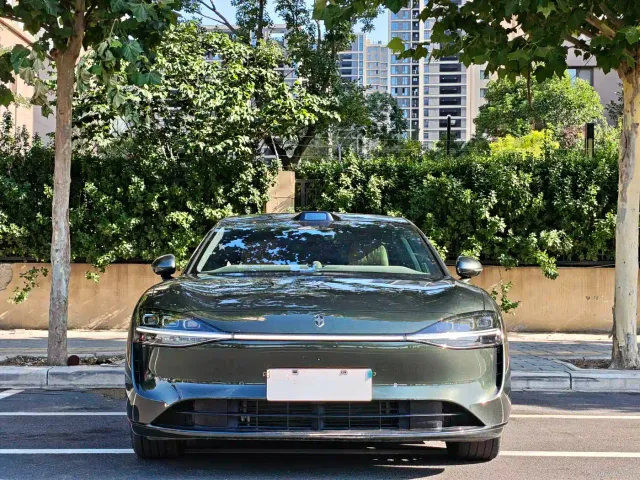 Stelato S9T — Фото автомобиля 2