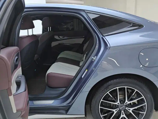 BYD Seal — Фото автомобиля 11