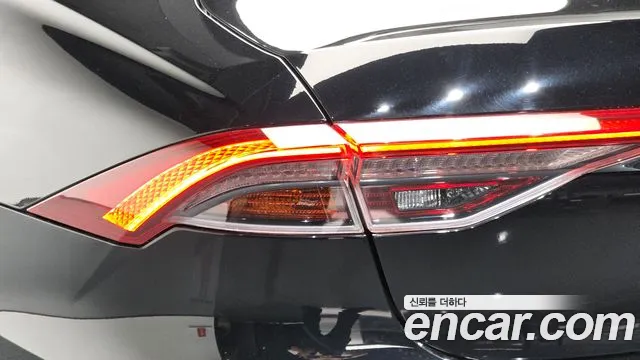 Hyundai Grandeur Grandeur (New) Hybrid — Фото автомобиля 8