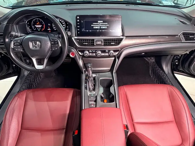 Honda Accord — Фото автомобиля 18