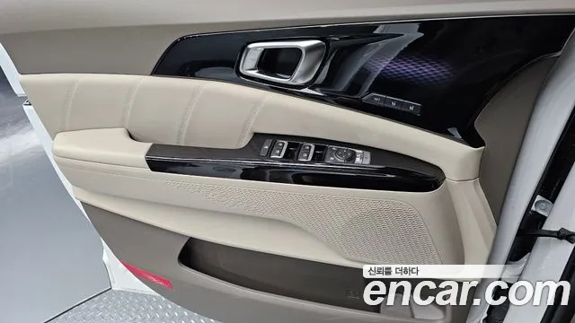 Kia Canival Carnival 4 поколение Бензин 7 мест Signature — Фото автомобиля 24