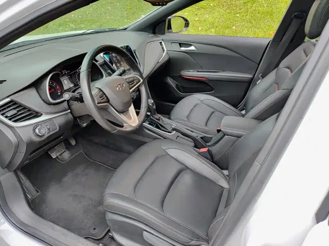 Chevrolet Monza — Фото автомобиля 7