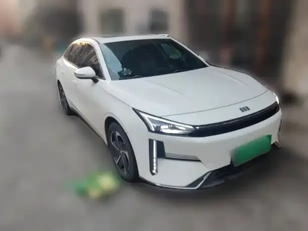 Geely Galaxy L6 — Фото автомобиля 3