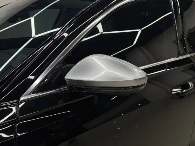 Audi A8 — Фото автомобиля 19