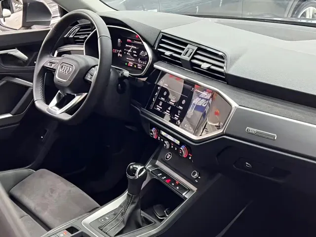 Audi Q3 — Фото автомобиля 21