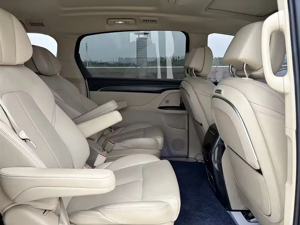 Buick Buick GL8 2023 ES Landmaster Exclusive — Фото автомобиля 14