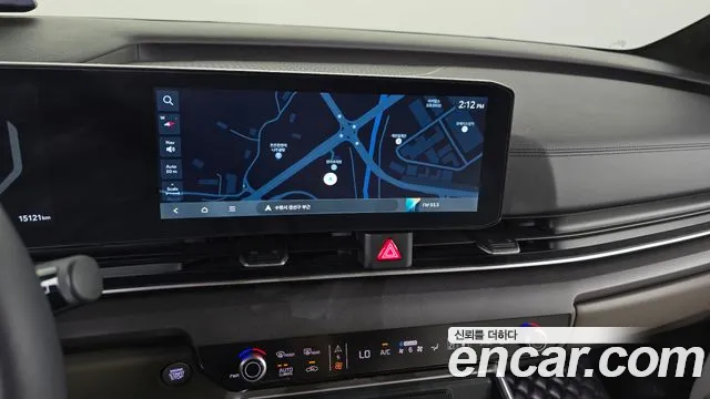 Kia Carnival Generation 4 — Фото автомобиля 18