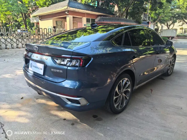 Ford Mondeo — Фото автомобиля 15