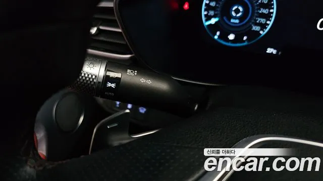 Genesis G70 New — Фото автомобиля 29