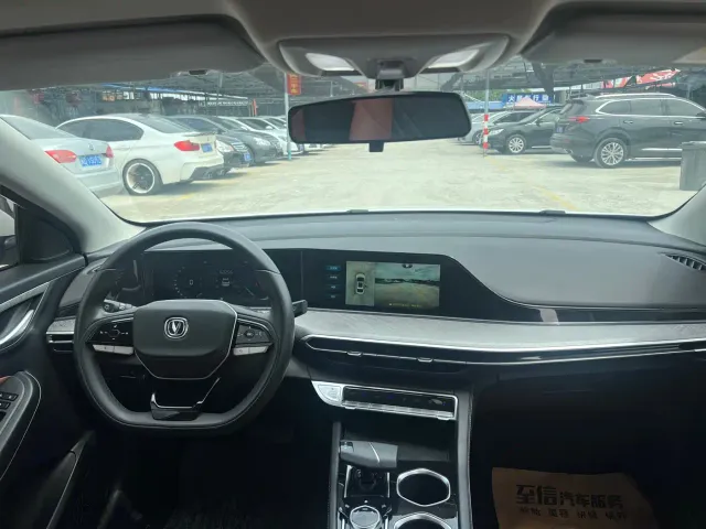 Changan Eado — Фото автомобиля 4